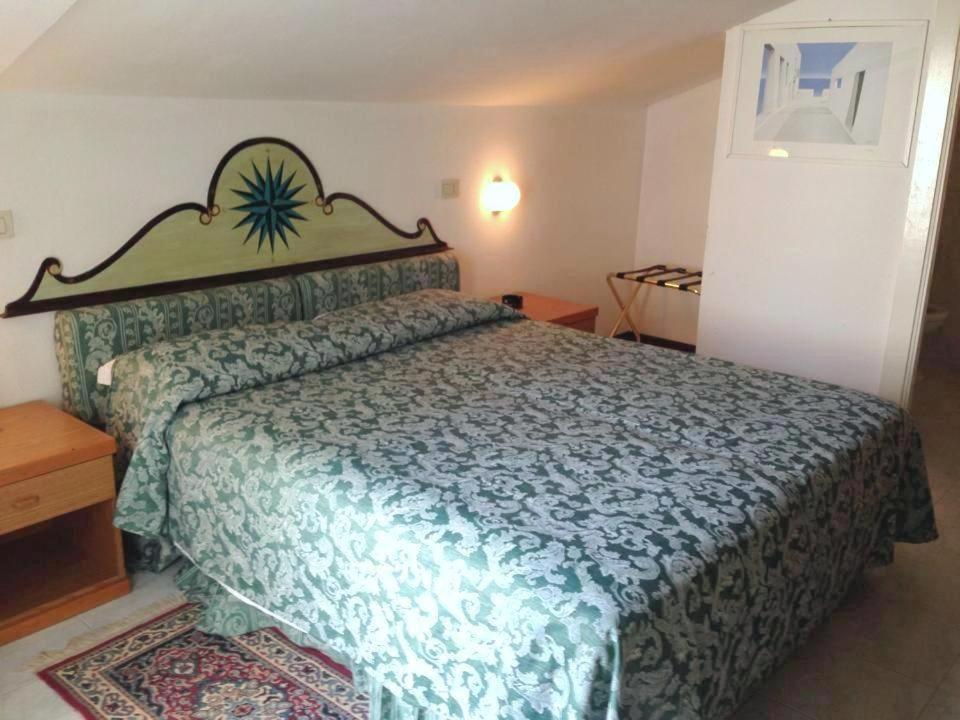 La Residenza Del Grand Hotel Gabicce Mare Chambre photo