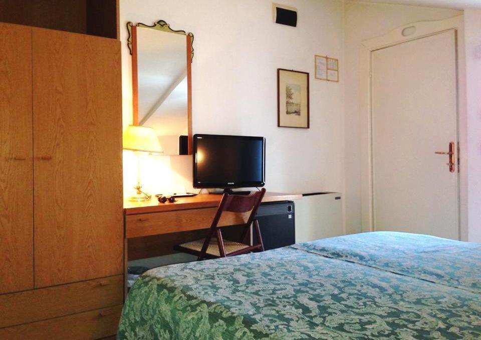 La Residenza Del Grand Hotel Gabicce Mare Chambre photo